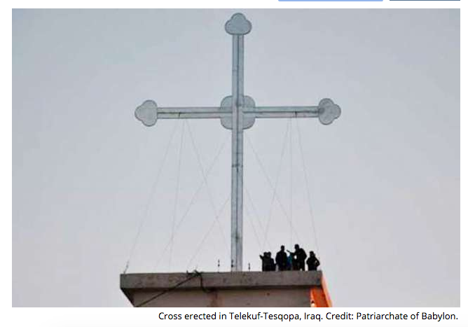 Iraqi Christians erect large cross in area liberated from ISIS