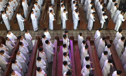 Archbishop orders Oratio Imperata for priestly vocations