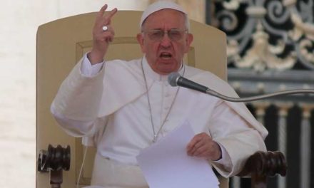 Pope Francis condemns deadly attacks in Syria, Russia