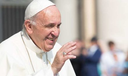 Pope Francis sends message of encouragement to imprisoned youth