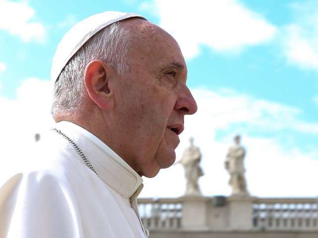 ‘Arbitrary expulsions’ won’t solve the migration crisis, Pope says