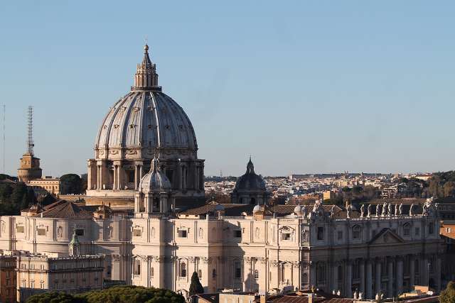 Vatican responds to allegations that ex-auditor was ousted