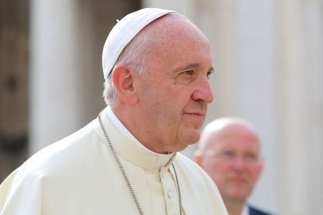 Pope Francis: Fighting the mafia starts with cleaning up politics