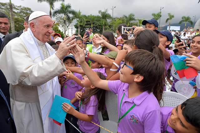 Pope Francis: Parents cherishing their kids is a sign of hope for the future