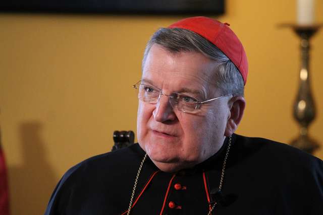 Pope Francis re-names Cardinal Burke to Vatican’s highest court