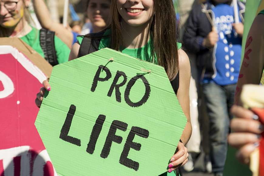 Pro-life student assaulted outside Planned Parenthood
