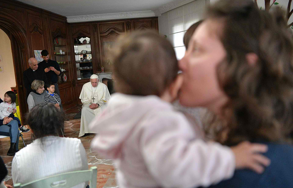 Pope visits group home for women prisoners with small children