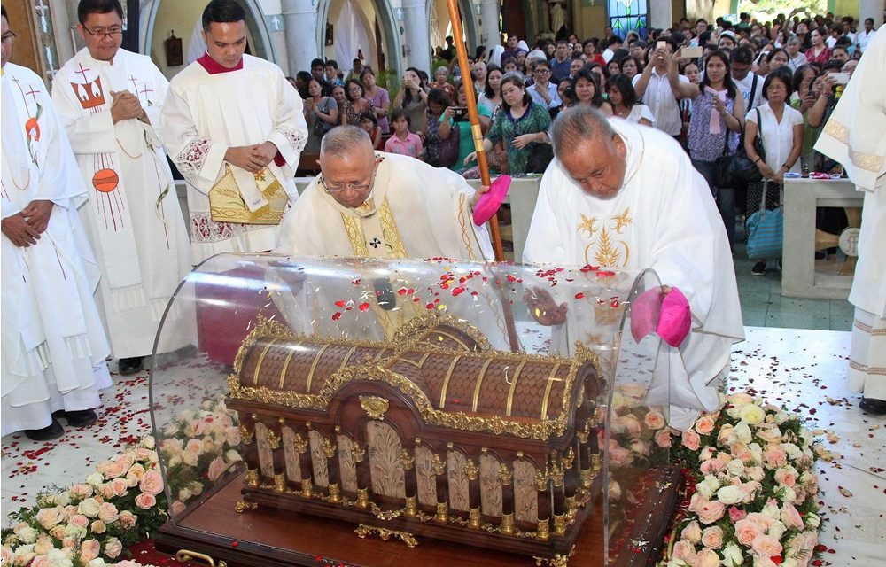 Relics of St. Therese arrive in Cebu