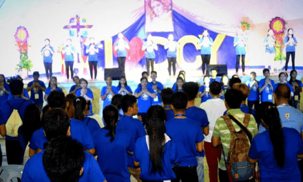 Youth urged: ‘Take pride in your faith’
