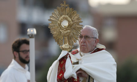 Pope leads Corpus Christi celebration