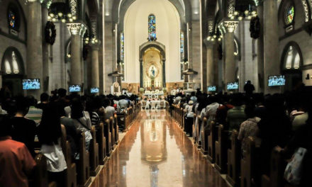 Manila archdiocese leaves Carlos Celdran’s fate to gov’t