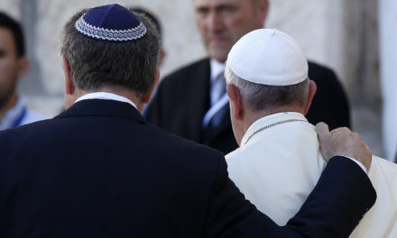 Catholics must continue seeking pardon for anti-Judaism, pope says