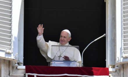 Pope Francis: The Eucharist is Jesus alive