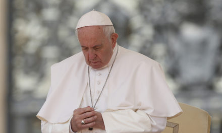 Pope mourns death of French patient after doctors withhold care