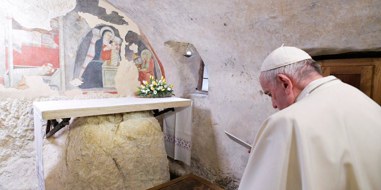 Pope asks Catholics to set up, be enchanted by a Nativity scene