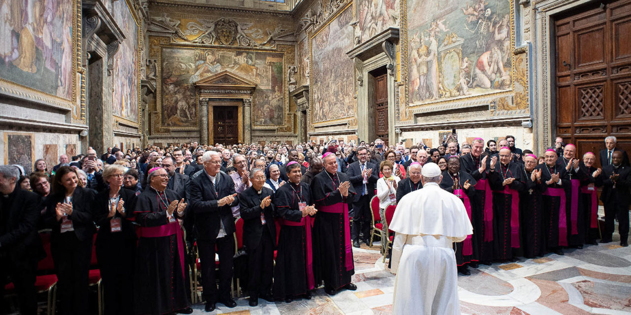 Church must recognize the gifts of older Catholics, pope says