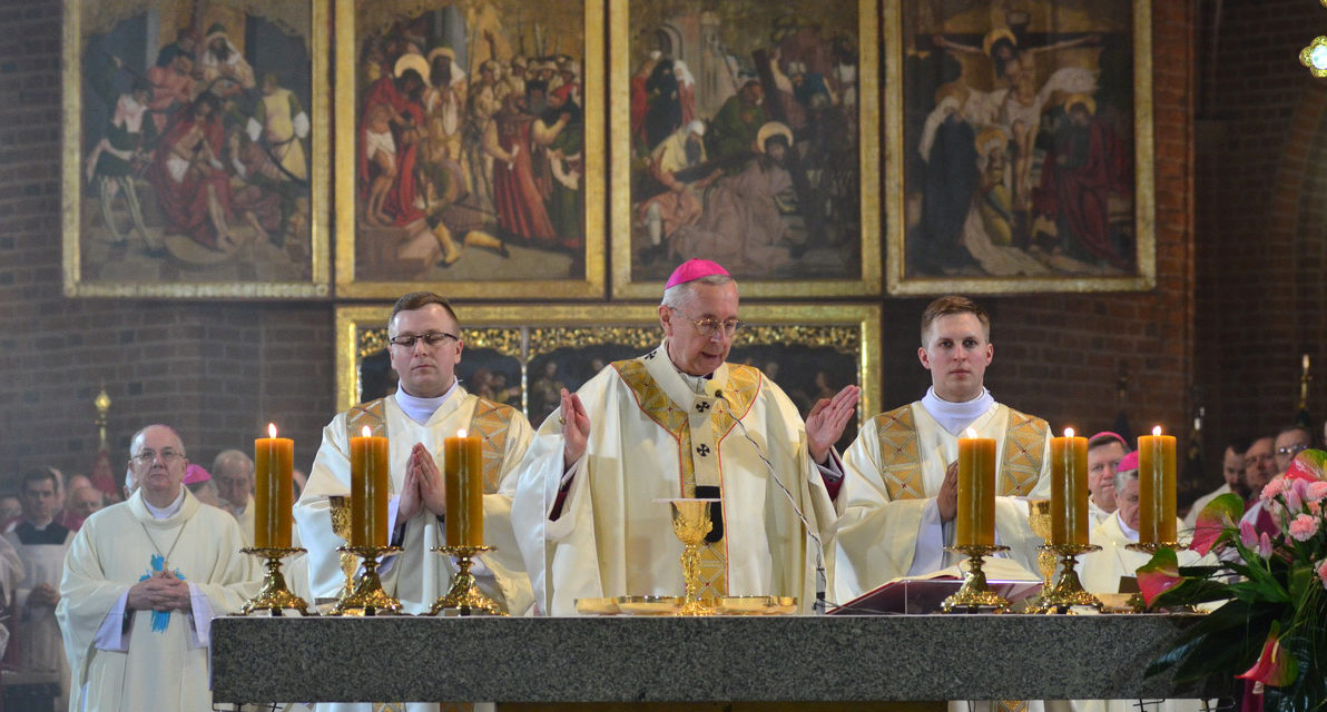 Polish archbishop: Not praying in churches during coronavirus outbreak ‘unthinkable’