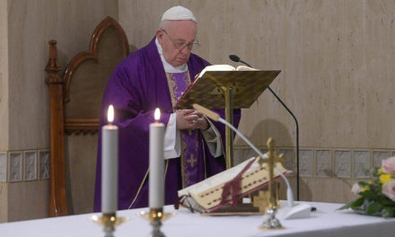 Amid coronavirus pandemic, pope’s Easter liturgies closed to public