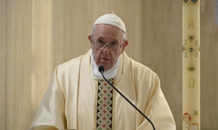 Identify and confess your sins ‘concretely,’ Pope Francis says