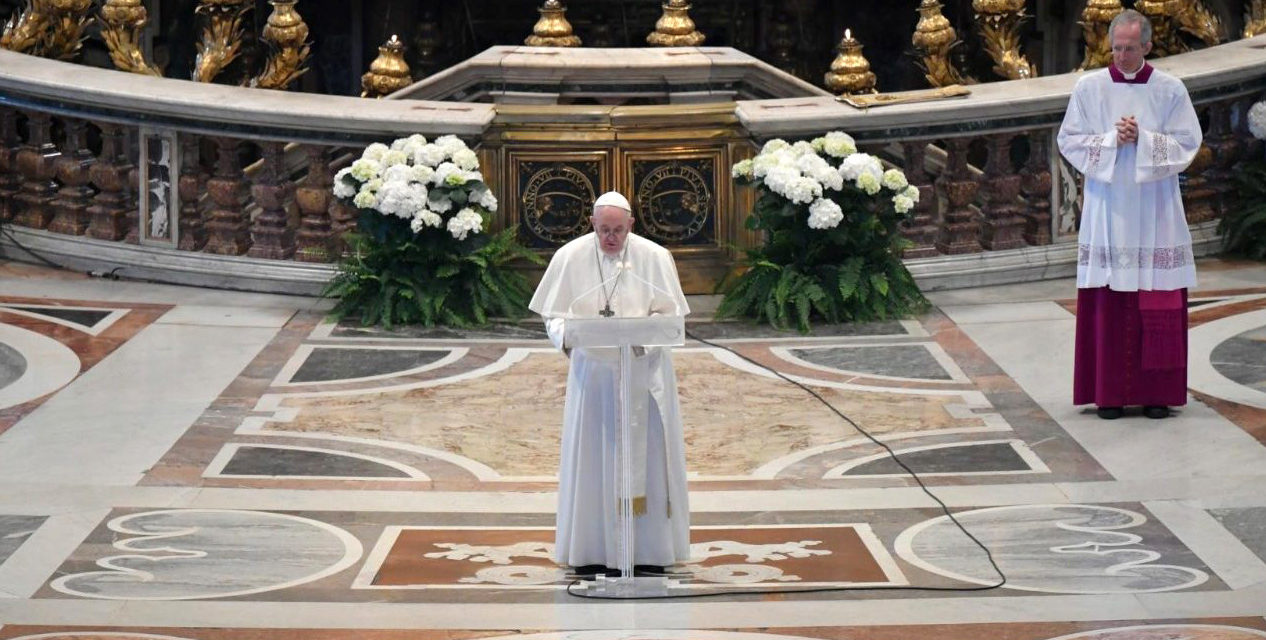 Pope Francis’ Easter blessing: May Christ dispel the darkness of our suffering humanity