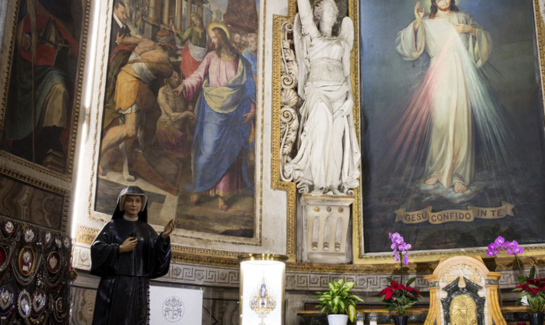 Pope to offer Divine Mercy Sunday Mass in church with St. Faustina’s relics