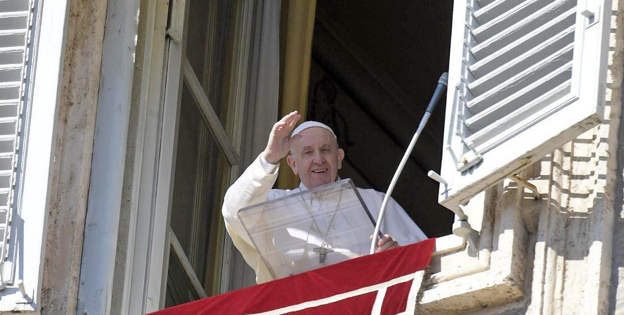 Pope Francis to return to window overlooking St. Peter’s Square for Sunday prayer