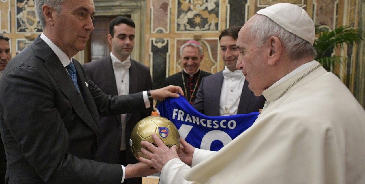 Book collects Pope Francis’ words of encouragement to athletes