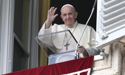 Pope to Philippine Catholic schools: Form authentic witnesses to Christ