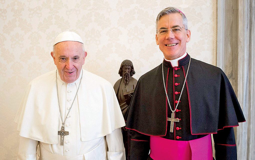 Pope meets new envoy to Philippines
