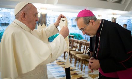 Pope Francis bestows pallium on new Latin Patriarch of Jerusalem