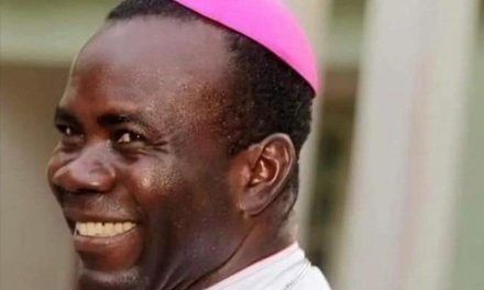 Nigerian bishop kidnapped, Catholics pray for his safety