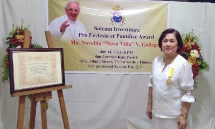 Seasoned actress Nova Villa receives papal award