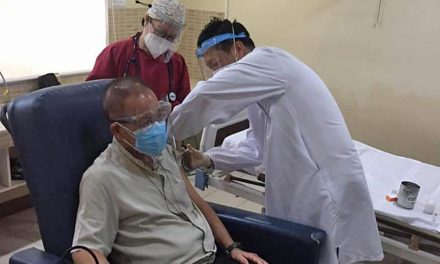 Cardinal Advincula gets fully vaccinated against Covid-19