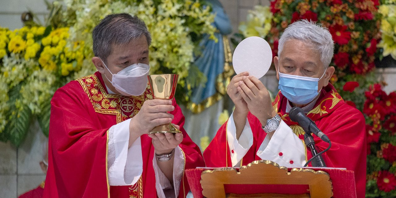 Most Filipino Catholics believe that Eucharist is body, blood of Christ