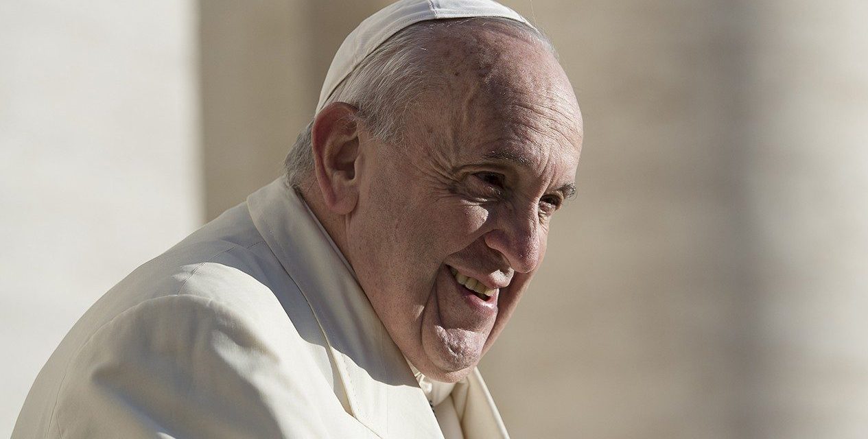 Pope Francis to lead Sunday Angelus from hospital after intestinal surgery