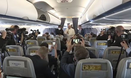 Full text: Pope Francis’ in-flight press conference from Greece