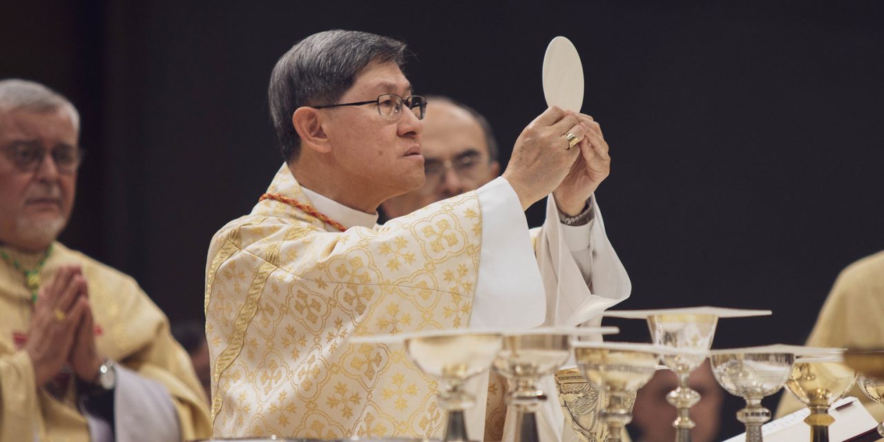 Pope Francis appoints Cardinal Tagle member of Vatican divine worship congregation