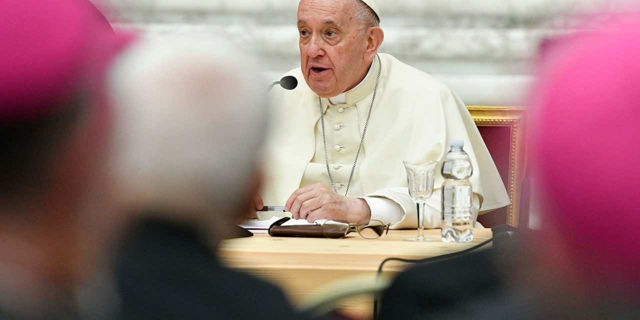 Pope Francis: New public associations of faithful require written Vatican approval