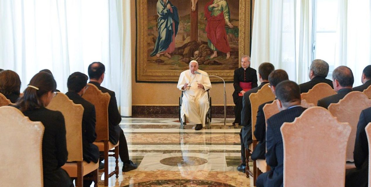 Pope Francis: Candidates for the priesthood must be well scrutinized