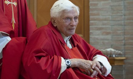Former Vatican spokesman: Benedict XVI is ready to meet the Lord