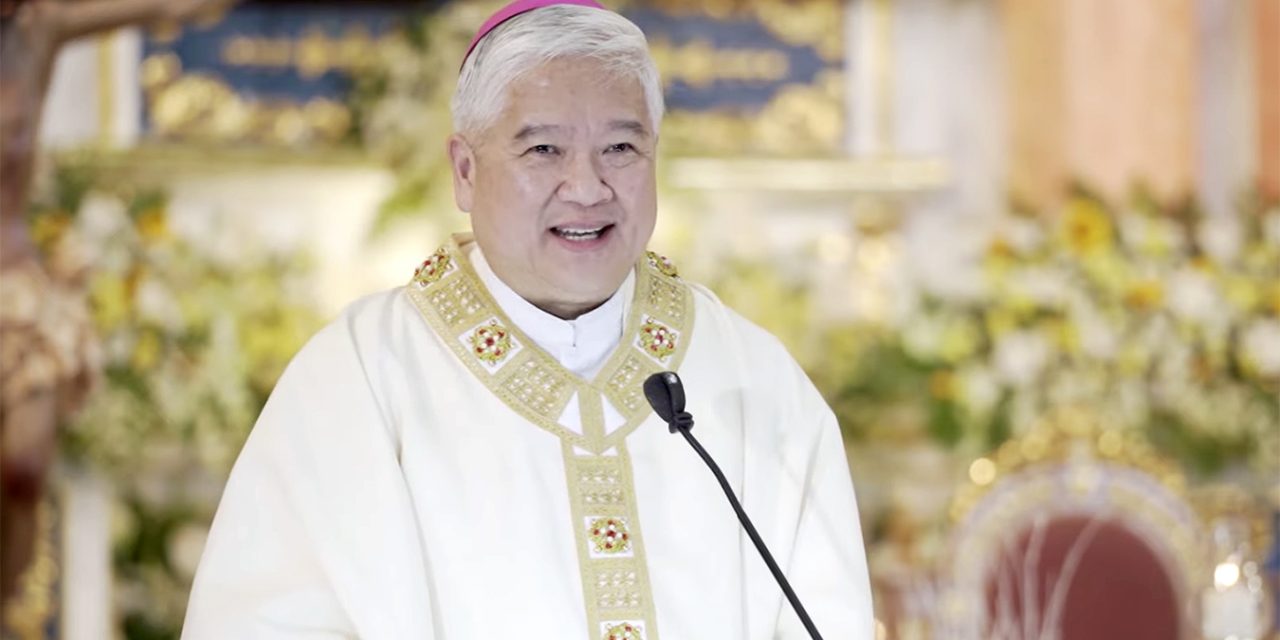 Archbishop Soc receives honorary doctorate from Baguio’s Saint Louis University