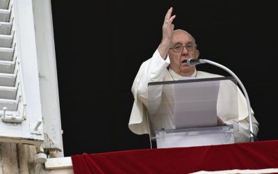 Pope Francis: Cultivate ‘the inner life’ rather than appearance and image