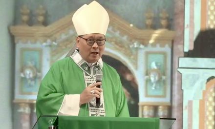 Bishop urges Catholic educators to embrace synodality in schools
