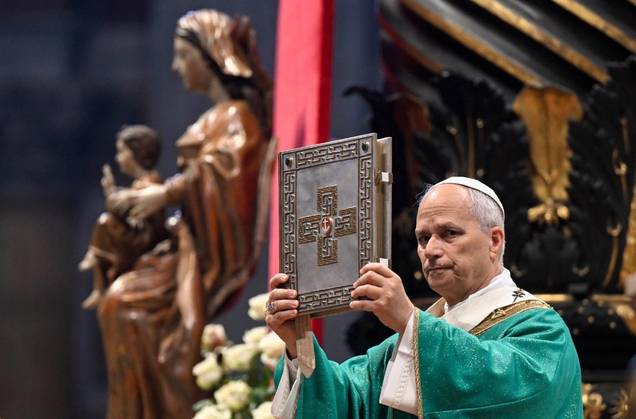 Pope Leo XIV: Where the world sees threats, the Church sees children | CBCPNews