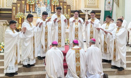 Malolos bishop ordains 8 priests, urges lives of service and integrity