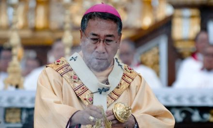 Palo archdiocese mourns school shooting victims
