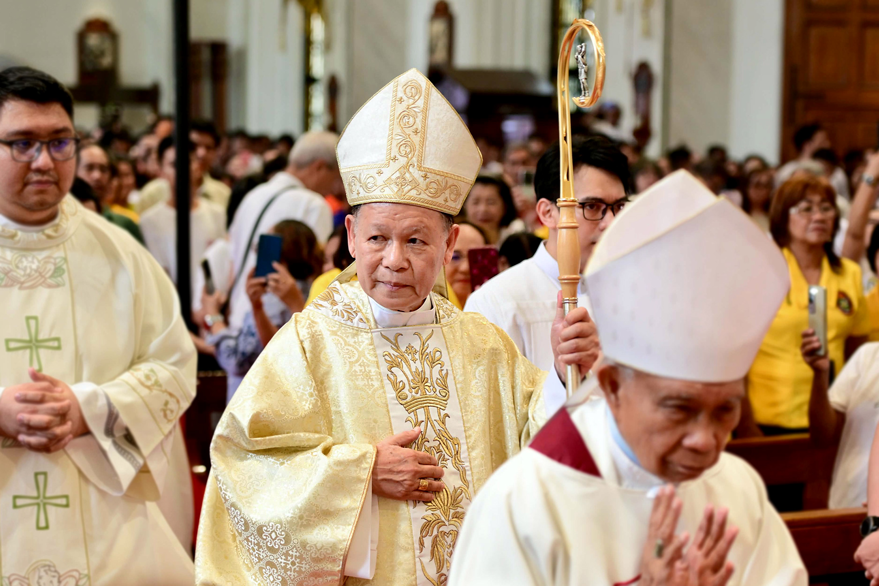 Cardinal Advincula to be awarded honorary doctorate in theology